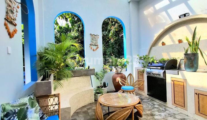 For Sale Jimbaran Villa - Bali. Surrounded by 5-Star Resorts & Villas.