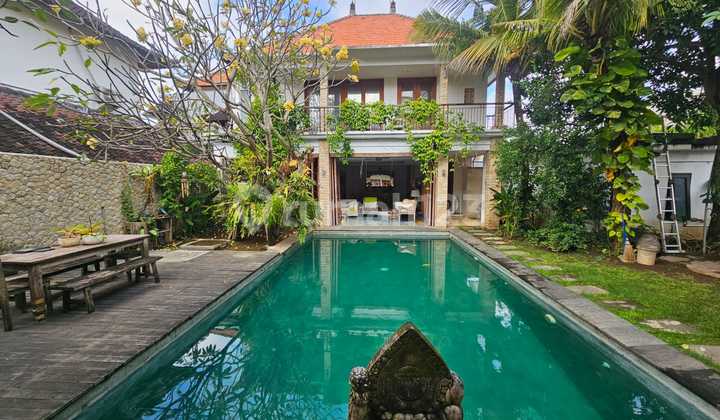 Freehold For Sale 2nd Floor Villa Location Tegal Cupek Umalas