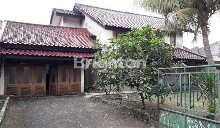 DI jual rumah di Cinere depok 2