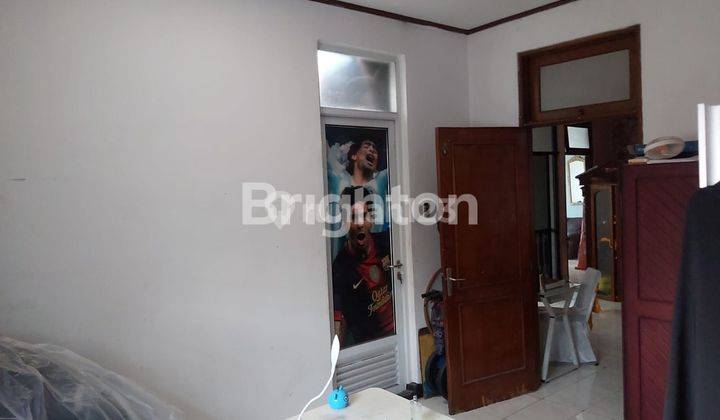 Di Jual Rumah Mewah 2 Lantai Lokasi Strategis Di Jakarta Pusat 2