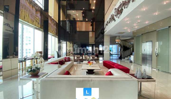 For Sale Penthouse Pakubuwono Residence Size 900m2 5 Bedrooms Furnished, City View, South Jakarta