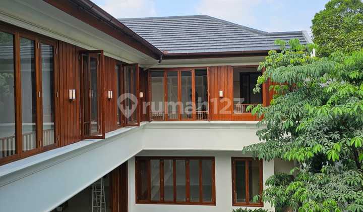 For Sale Brand New Tropicak House Kemang Dalam, 2 Lantai Luas 600m2, Jakarta Selatan 