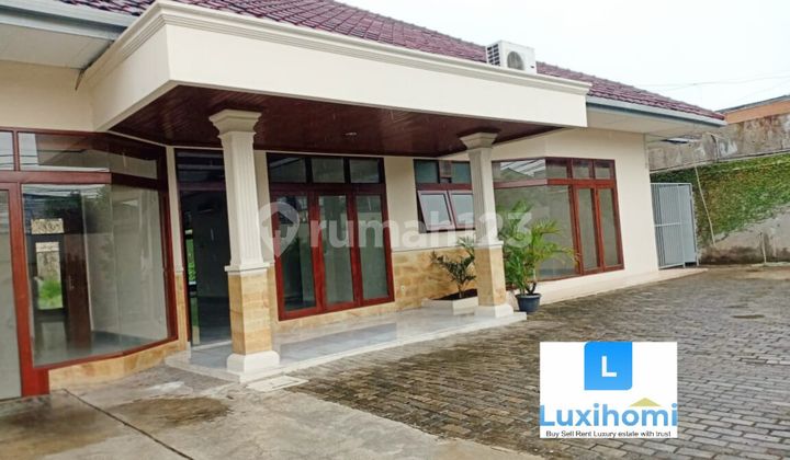 Dijual Rumah Luas 966m2 Ada Pool, Semi Furnish Lokasi Dijalan Damai Cipete, Jakarta Selatan 
