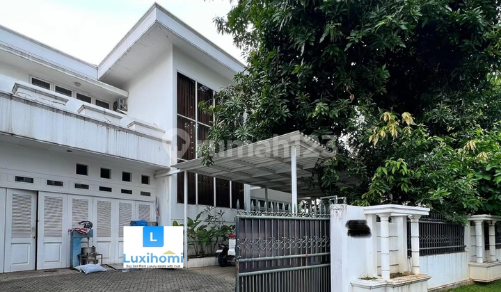 Dijual Rumah Posisi Hook Luas 660m2 Dekat Toll Tb Simatupang, Lokasi Pondok Indah Jakarta Selata