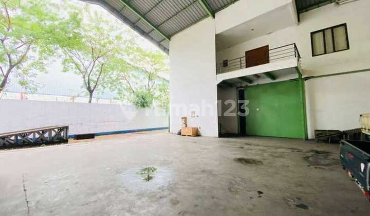 Dijual Gudang Alat Berat Brans Japan Berikut Perusahaan+Unit+Spare Part+Pelanggannya,- Dikawasan Industri Pulo Gadung, Jakarta Timur