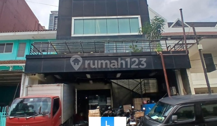 Dijual Mini Building 5 Lantai di Jl. Riau Menteng, Jakarta Pusat, Zona Komersil Dijual Mini Building 5 Lantai di Jl. Riau Menteng, Jakarta Pusat, Zona Komersil