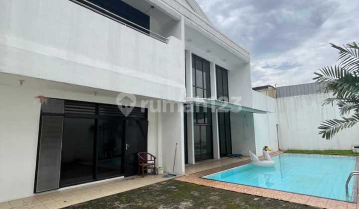 For Sale Price Drop 2-Story House 702m2 Large Pool on Bangka II Street, Mampang, South Jakarta 2