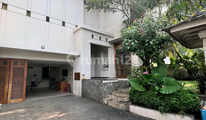 Dijual Rumah Cantik Siap Huni 2 Lantai Dalam Komplek Kemang- Jakarta Selatan Dijual Rumah Cantik Siap Huni 2 Lantai Dalam Komplek Kemang- Jakarta Selatan