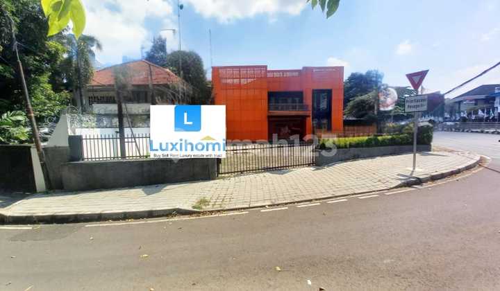 Dijual Mini Building 2Lt Luas 710m2 Bangunan Type Hook di Jl. Hos Cokroaminoto Menteng (Jln Utama) Dijual Mini Building 2Lt Luas 710m2 Bangunan Type Hook di Jl. Hos Cokroaminoto Menteng (Jln Utama)