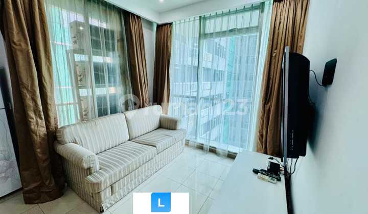 For Rent: Kuningan Place Apartment, Furnished 3BR+1, Size 90m2, Middle Floor, Pool View For Rent: Kuningan Place Apartment, Furnished 3BR+1, Size 90m2, Middle Floor, Pool View
