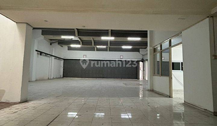 Disewakan Ruko Ditengah Kota Bandung Untuk Showroom, Cafe, Showroom 2
