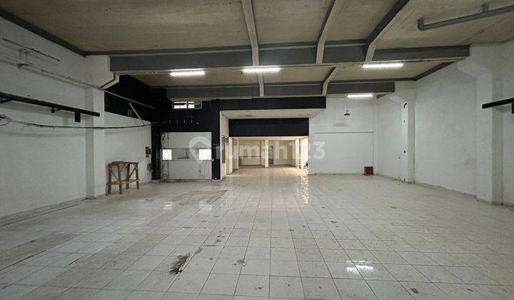Disewakan Ruko Ditengah Kota Bandung Untuk Showroom, Cafe, Showroom 1