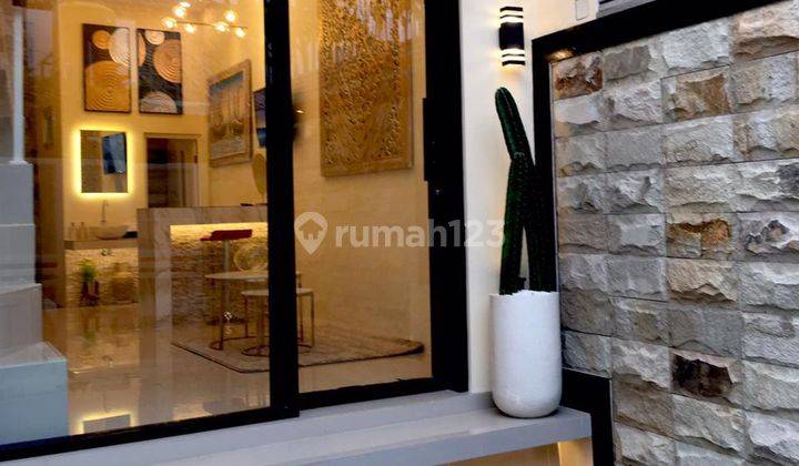 Dijual Cepat Rumah Dua Lantai Konsep Villa Furnished Monang Maning 2