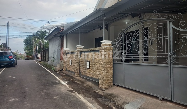 FOR SALE READY-TO-OCCUPY HOUSE - PREMIUM LOCATION TAMAN GRIYA JIMBARAN 2