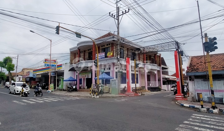 For Sale Strategic Shop House in the Center of Banyuwangi City 2
