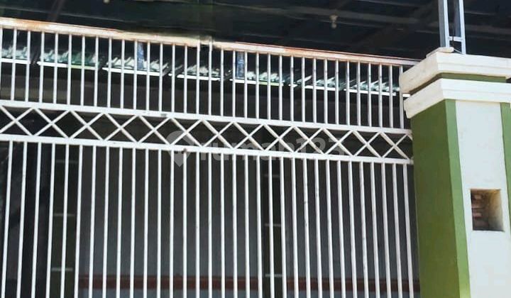 2-Story Shop House in a Strategic Business Area of Glagah, Banyuwangi 1