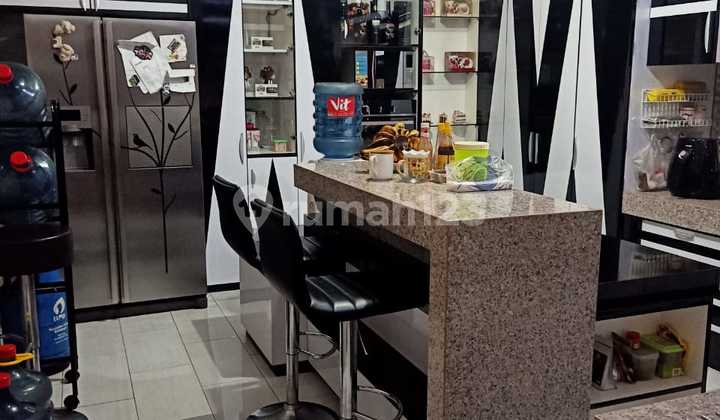 Cluster Depan Mall Living World Kota Wisata Cibubur 2