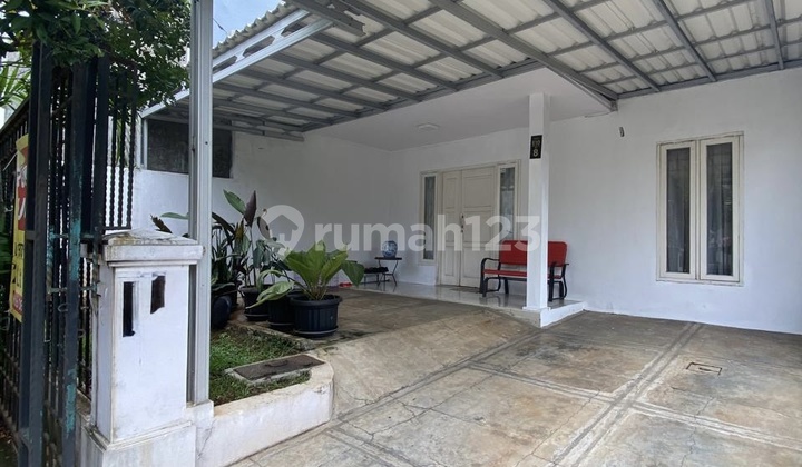 Citra Grand Cibubur House 10 Minutes to Jatikarya Toll Gate 2