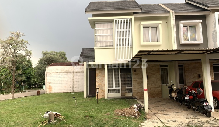 Rumah Disebelah Mall Metland Transyogi