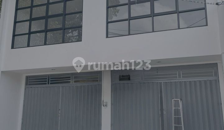 New Shophouse in West Denpasar Area, 2 Floors
