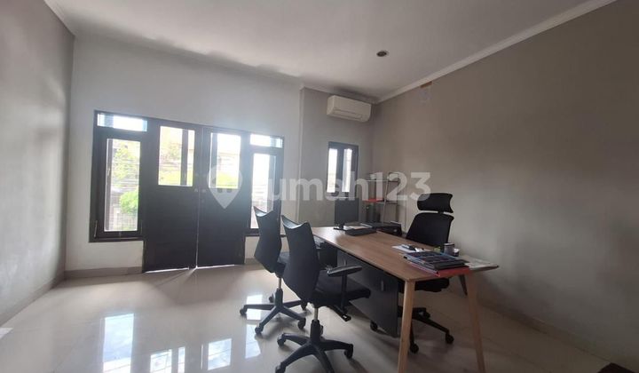 Shop House 80 m2 in a Densely Populated Area and 10 Minutes to Sanur 2