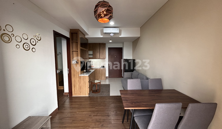 FOR SALE AT A LOSS: 2BR SPRINGWOOD RESIDENCE APARTMENT NEAR BINUS ALAM SUTERA
