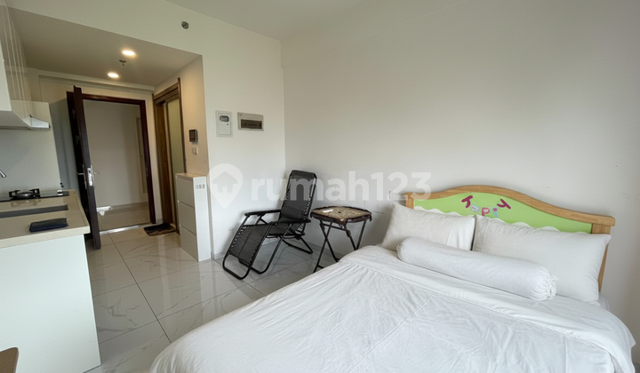 JUAL APARTEMEN SKY HOUSE ALAM SUTERA STUDIO FURNISHED DEKAT BINUS 1