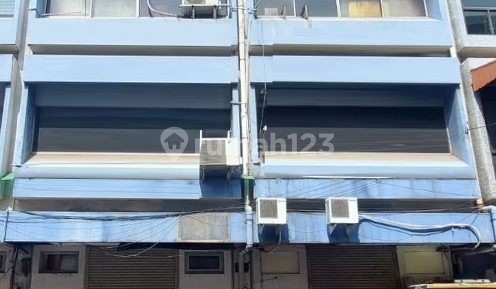 For Sale: Well-Maintained 420 m2 Terraced Shophouse, HGB Certificate, Zainul Arifin Street, Central Jakarta 0077-TAT 2