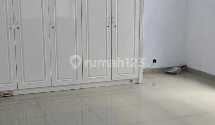 Daan Mogot Baru House Daan Mogot Baru House