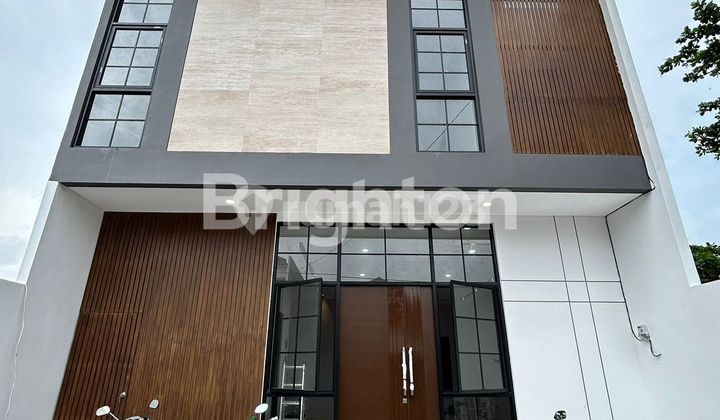 RUMAH BARU , MODERN TROPICAL , SUTOREJO , DEKAT PAKUWON CITY MALL RUMAH BARU , MODERN TROPICAL , SUTOREJO , DEKAT PAKUWON CITY MALL