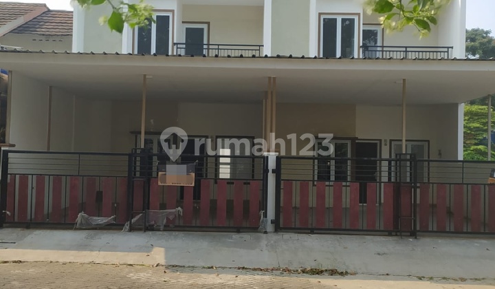 Rumah 2lt Bangunan Baru Siap Huni