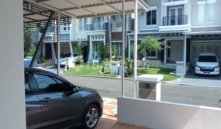 Rumah Besar Dengan 4 Kamar di Cluster Premium PHG Gading Serpong  2
