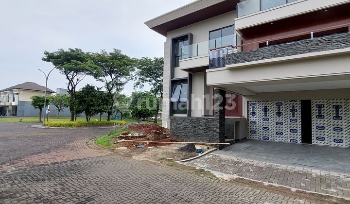 Rumah Mewah Posisi Hook, Brand New Dengan Modern Style Di The Eminent Bsd Rumah Mewah Posisi Hook, Brand New Dengan Modern Style Di The Eminent Bsd