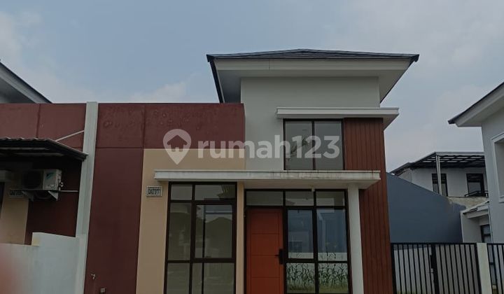 2 Bedroom House with 2 Free AC Units at Bunderan 6 Citra Raya