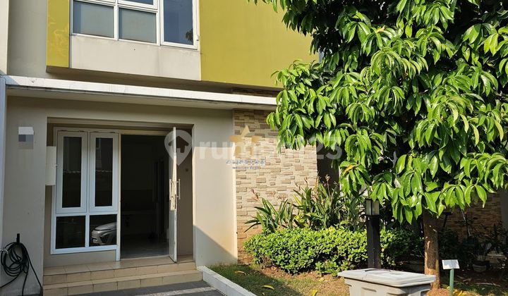 Rumah 2 Lantai, 2 Kamar Tidur, 2 Kamar Mandi di Cluster Thomsom Rumah 2 Lantai, 2 Kamar Tidur, 2 Kamar Mandi di Cluster Thomsom