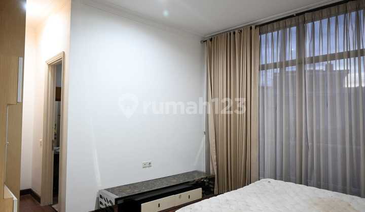 Disewakan Rumah Full Furnished Cluster Grisea Gading Serpong 2