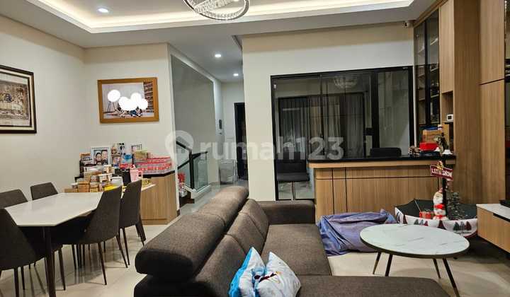 DIJUAL RUMAH MOZART SYMPHONIA FULL INTERIOR GADING SERPONG
