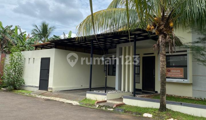 Jual Rumah Hook Mutiara Hijau Cibinong Cantik Siap Huni