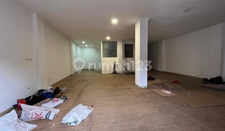 For Rent: Attached Shop House in Pluit, 3 Floors, Neat, Ready to Use for Restaurant 2