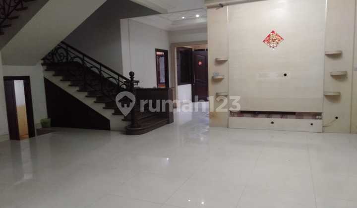 Jual Rumah Mewah Elang Laut Hook U Furnished 2