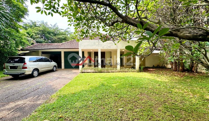 Rumah 1 Lantai Halaman Luas Dan Asri,prime Location 2