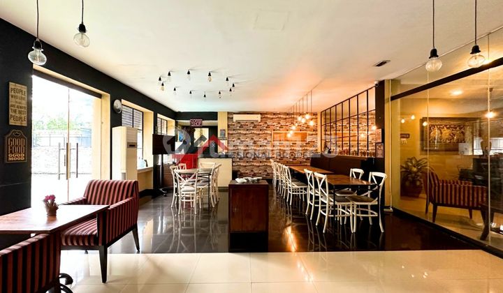 Hotel for Sale in a Strategic Location in a Commercial Area 2