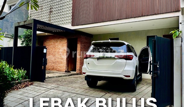 House in a Complex, Ready to Occup