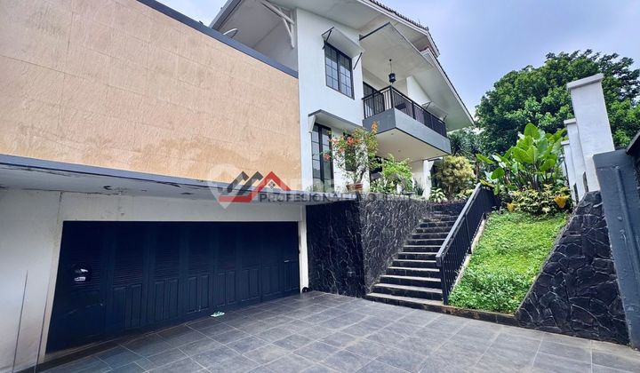 Rumah Siap Huni Halaman Luas Lokasi Tenang dan Nyaman Lokasi Prime Area 2