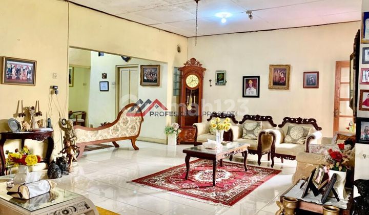 Rumah Tua Hitung Tanah Dalam Komplek Rumah Tua Hitung Tanah Dalam Komplek