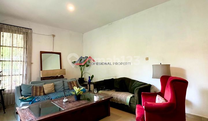 Rumah Kokoh Terawat Didalam Komplek Harga Dibawah NJOP Rumah Kokoh Terawat Didalam Komplek Harga Dibawah NJOP