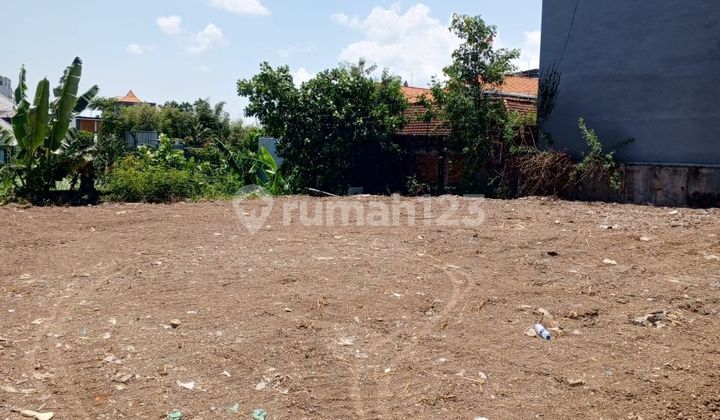 Land on Jl Tegal Sari Land on Jl Tegal Sari