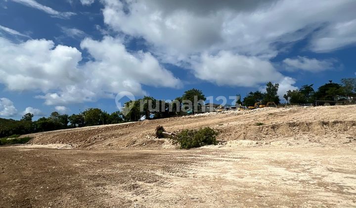 Sebidang tanah di lingkungan villa mewah jl Belimbing Sari - Pecatu Sebidang tanah di lingkungan villa mewah jl Belimbing Sari - Pecatu