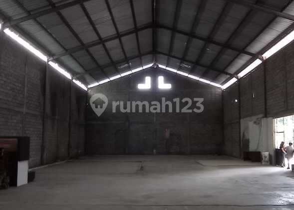 Main Road Gatot Subroto West Area Warehouse Main Road Gatot Subroto West Area Warehouse