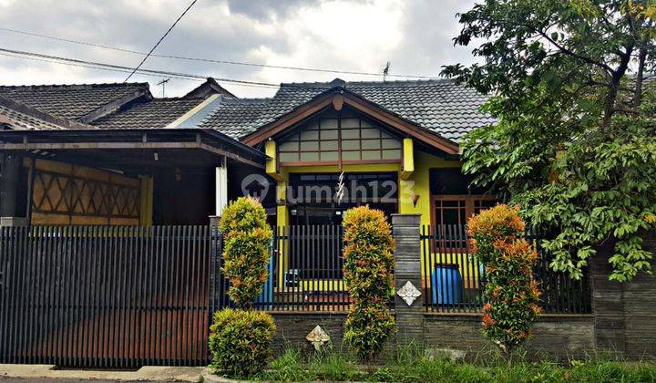 Rumah Bagus Unfurnished SHM Buah Batu, Bandung 1